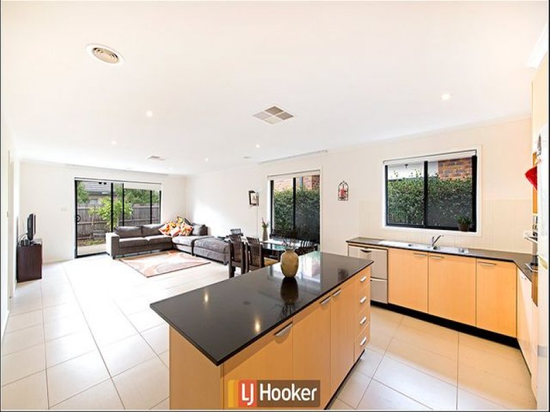 15 Ruth Bedford Street, Franklin, ACT 2913