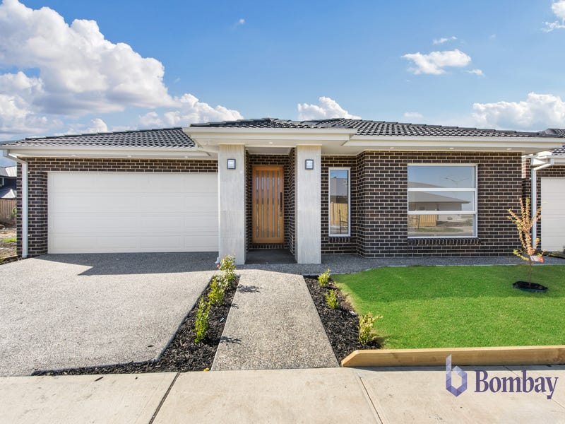 10 Upthorpe Way, Mickleham, Vic 3064 House for Sale