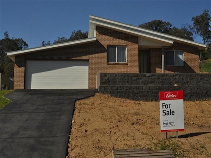 22 Booral Avenue, Tumut, NSW 2720 Property Details