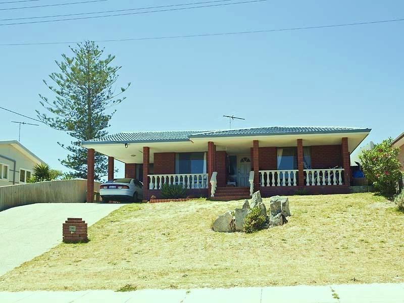 32 Graham Road, Quinns Rocks, WA 6030