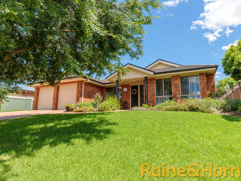 32 Cypress Point Drive, Dubbo, NSW 2830