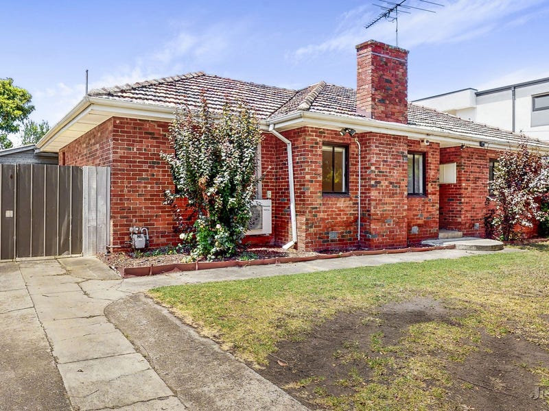 82 Bradshaw Street, Essendon, VIC 3040