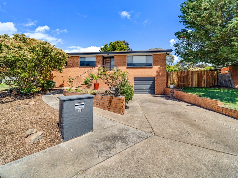 11 McKid Court, Charnwood, ACT 2615 Property Details