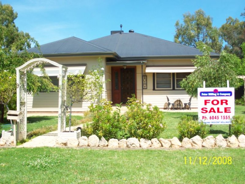 9 Ford Street, Wellington, NSW 2820 Property Details