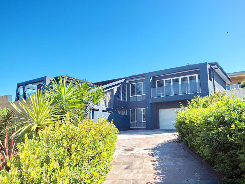 15 Place, Redhead, NSW 2290 Property Details