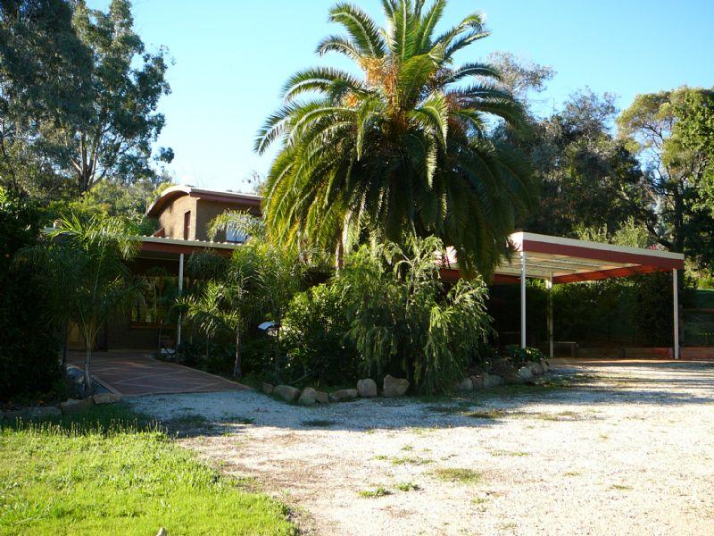 43 Isaacs Avenue, Yackandandah, Vic 3749 Property Details