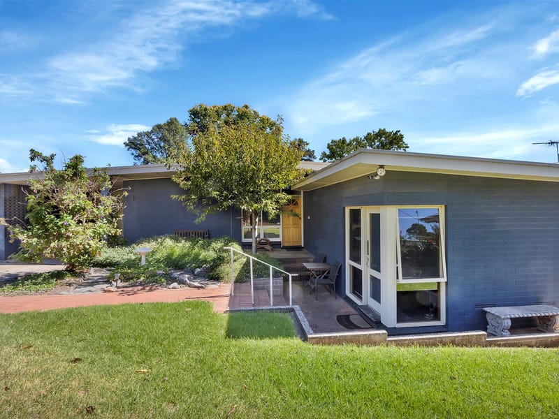 4 Langmeil Road, Tanunda, SA 5352 Property Details