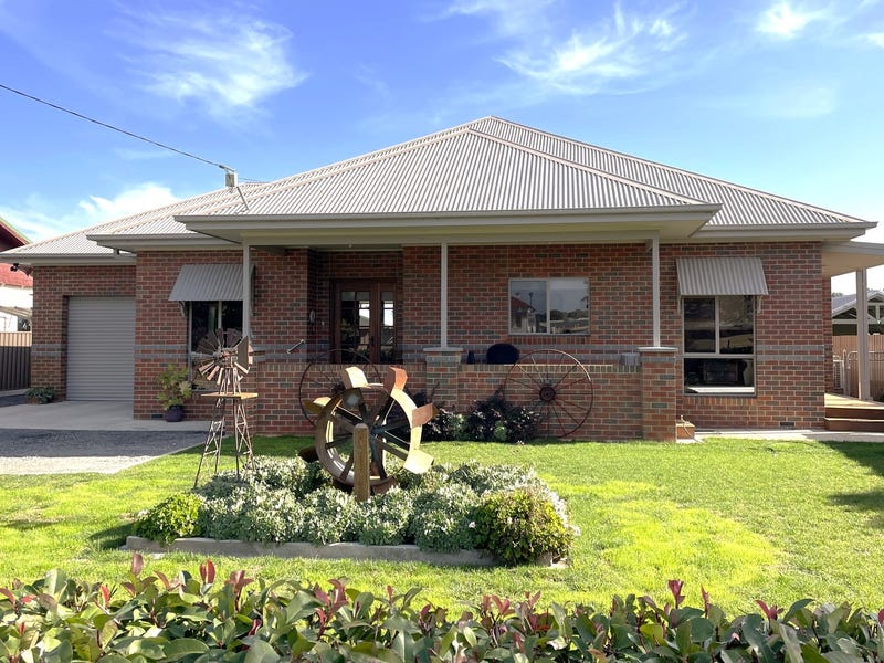 21 Tocumwal Road, Numurkah, Vic 3636 House for Sale