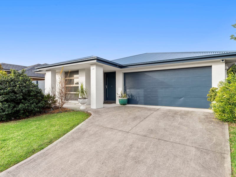 28 Red Hill Parade, Tomakin, NSW 2537 Property Details