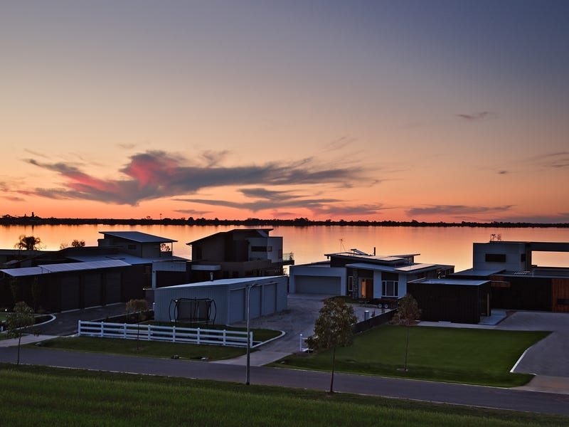 7 Hayes Road, Lake Boga, VIC 3584