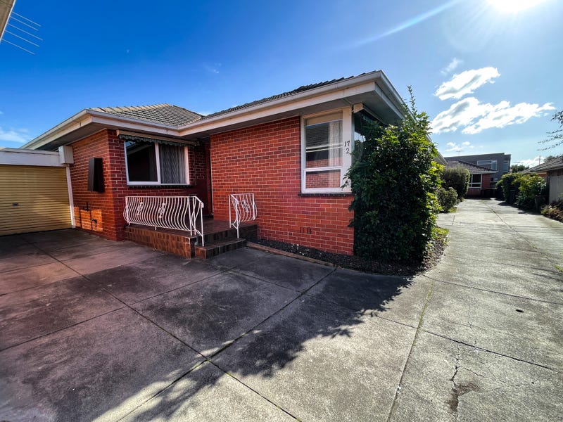 2/17 Garden Avenue, Glen Huntly, VIC 3163