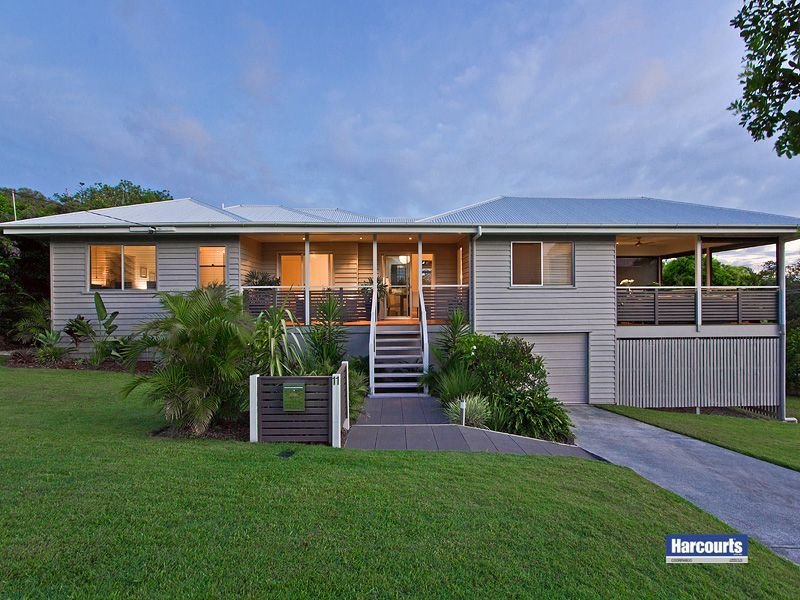 11 Woodrow Drive, Coorparoo, Qld 4151 Property Details