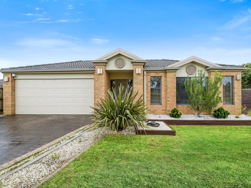 132 Berwick Springs Promenade, Narre Warren South, VIC 3805