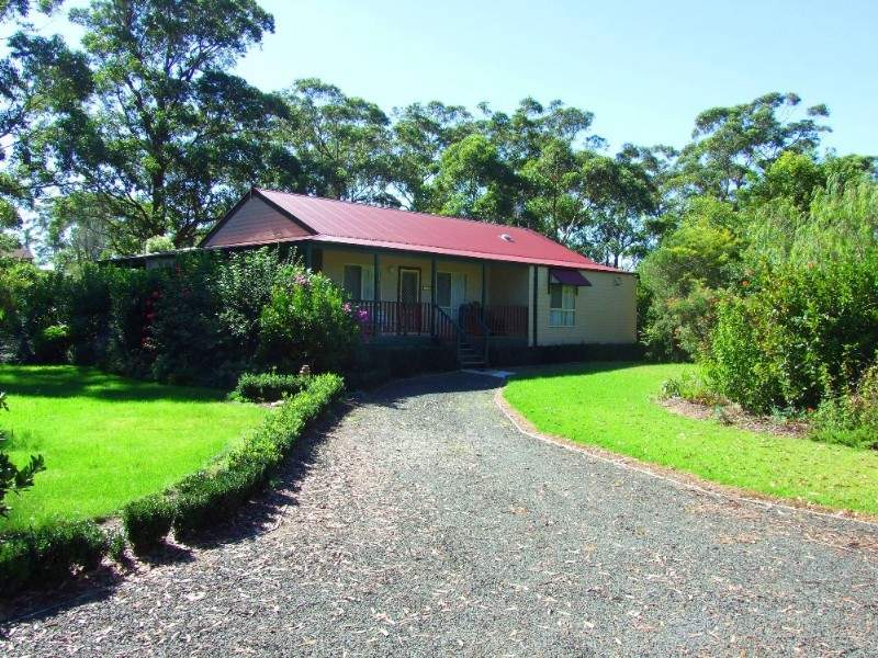 20A River Road, Lake Tabourie, NSW 2539