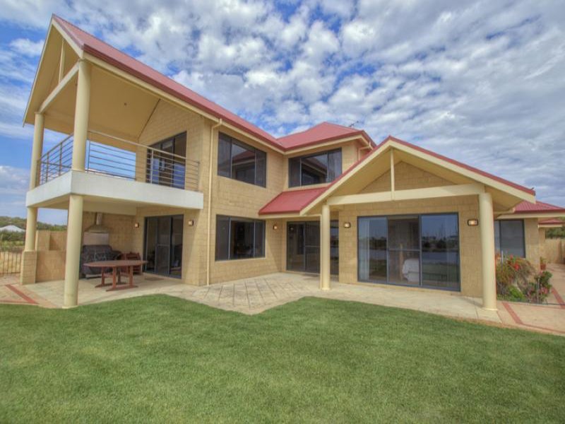 18 Keel Retreat, Geographe, WA 6280 Property Details