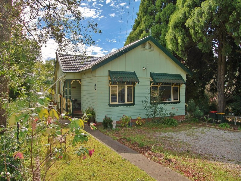 77 Great Western Highway, Woodford, NSW 2778
