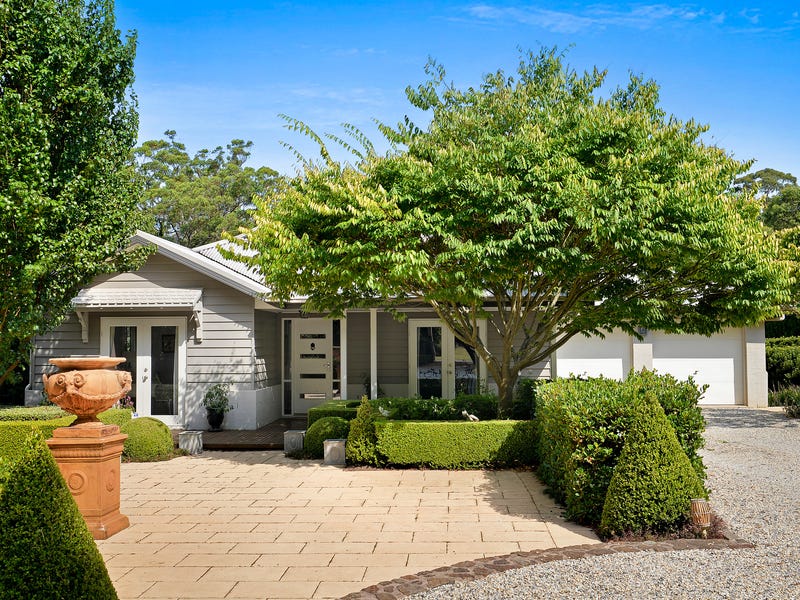 14 Boronia Street, Bowral, NSW 2576 Property Details