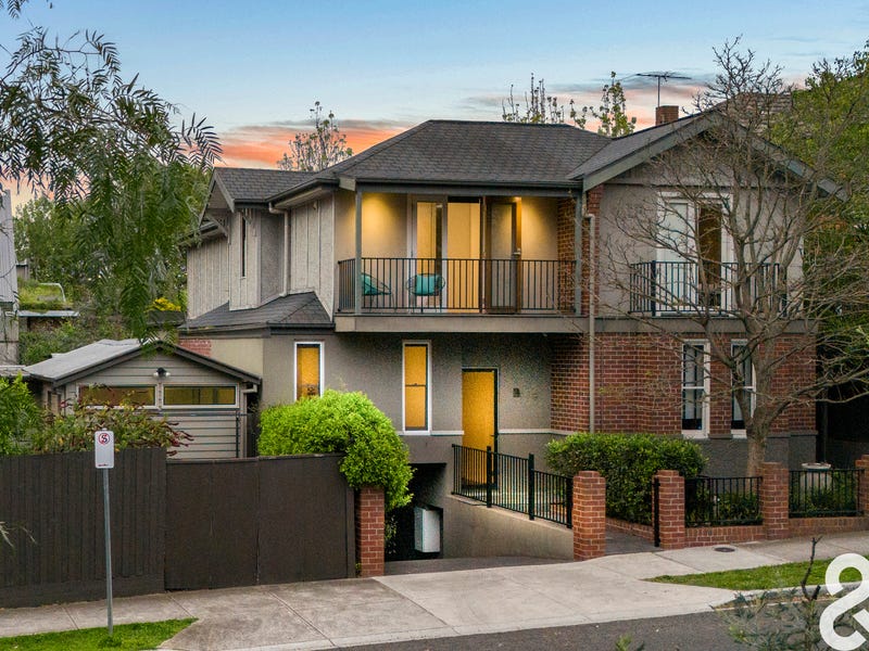 Real Estate & Property for Auction in Safety Beach, VIC 3936 (+1