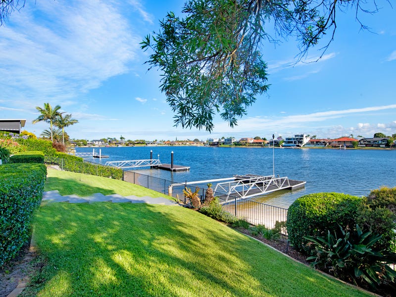 5 Salacia Avenue, Mermaid Waters, QLD 4218