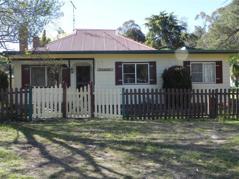 18 Mackay Avenue, Walcha Road, NSW 2354