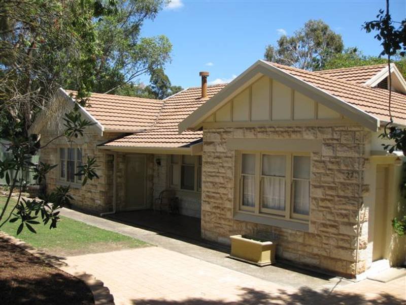 27 Albert Street, Gumeracha, SA 5233 Property Details