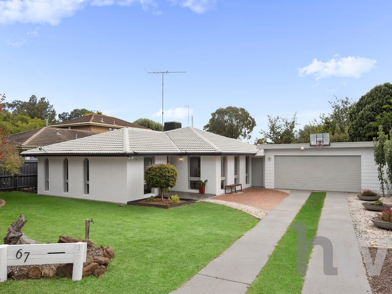 Houses for Sale in Lara, VIC 3212 Pg. 2