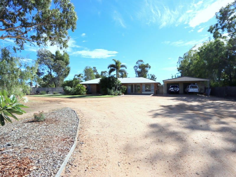 3 Edgewood Drive, Emerald, Qld 4720 Property Details