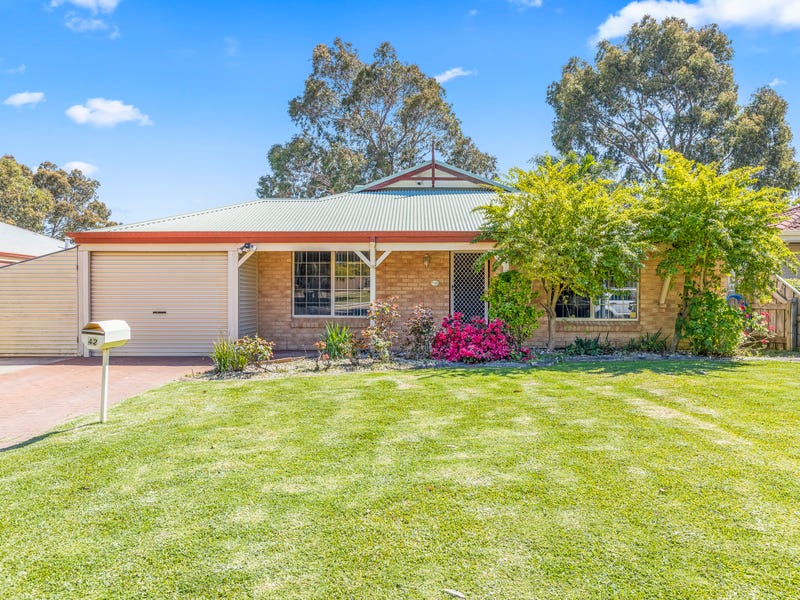 42 Kangaroo Entrance, Stratton, WA 6056
