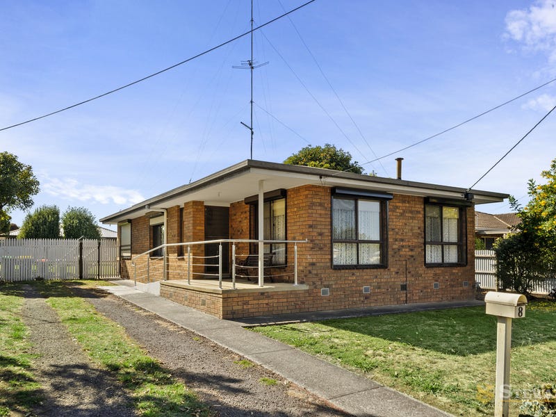 8 Dowling Street, Colac, Vic 3250 Property Details