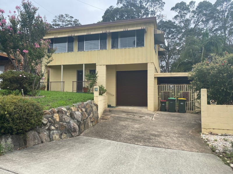 32 Dominic Drive, Batehaven, NSW 2536