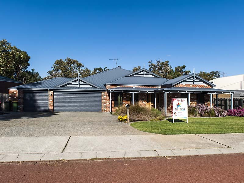 16 Arabian Drive, Coodanup, WA 6210 Property Details