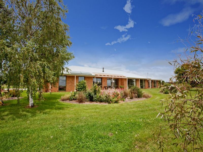 8065 bass hwy, Inverloch, Vic 3996 Property Details