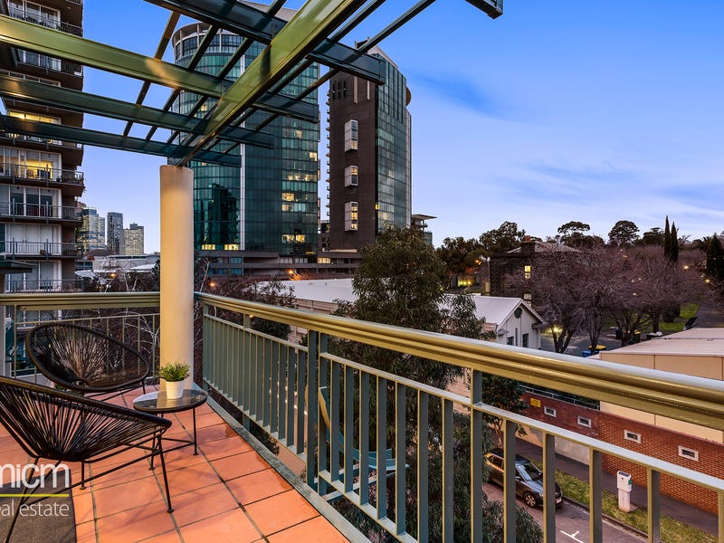 9/28 Wells Street, Southbank, Vic 3006 Property Details