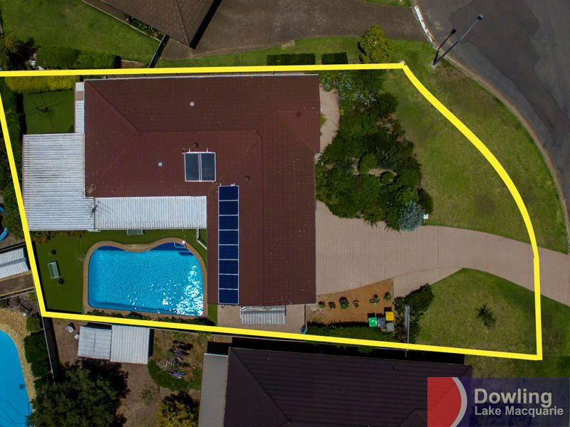 15 Angela Close, Carey Bay, NSW 2283