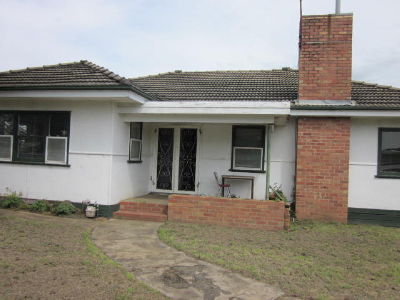 6 Lawson Street, Hamilton, Vic 3300 Property Details