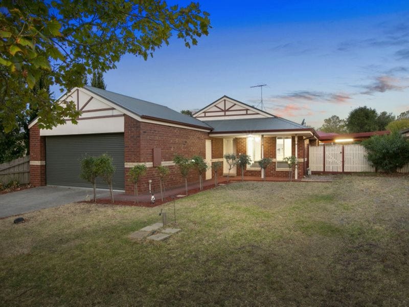 96 Maxwell Street, Mornington, Vic 3931 Property Details