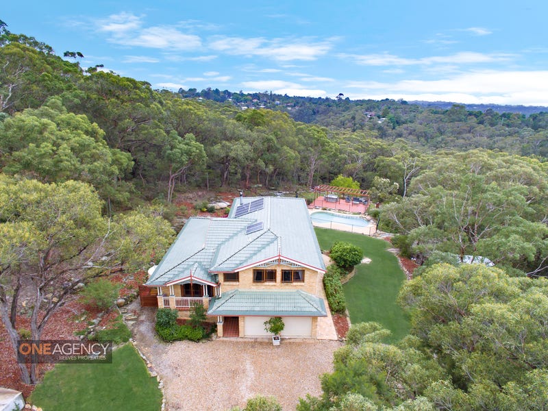 33A Highland Road, Faulconbridge, NSW 2776 Property Details