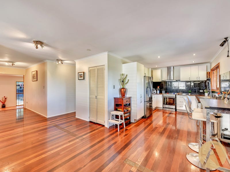 1034 Creek Road Carina Heights Qld 4152
