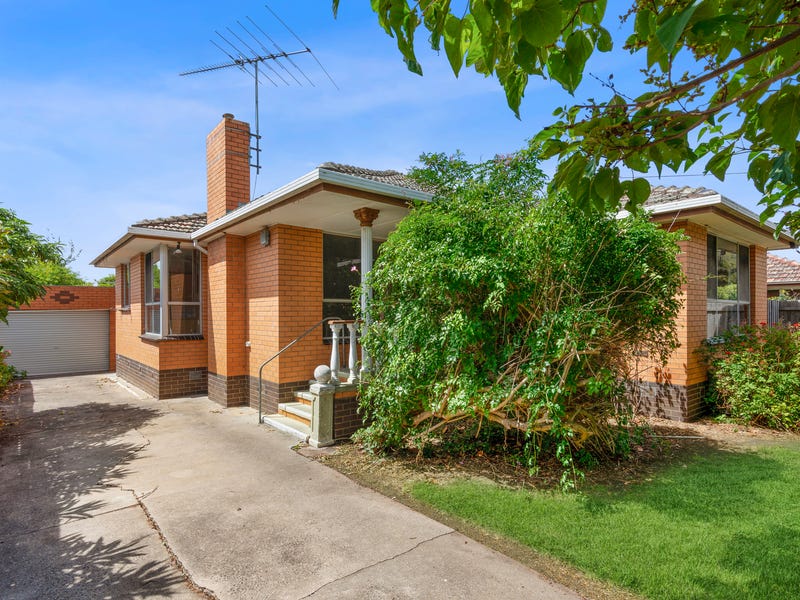 36 Maple Cres, Bell Park, VIC 3215