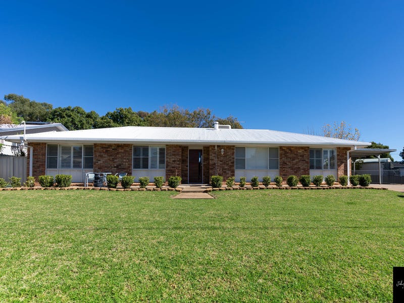3 Davis Avenue, Gunnedah, NSW 2380 House for Sale