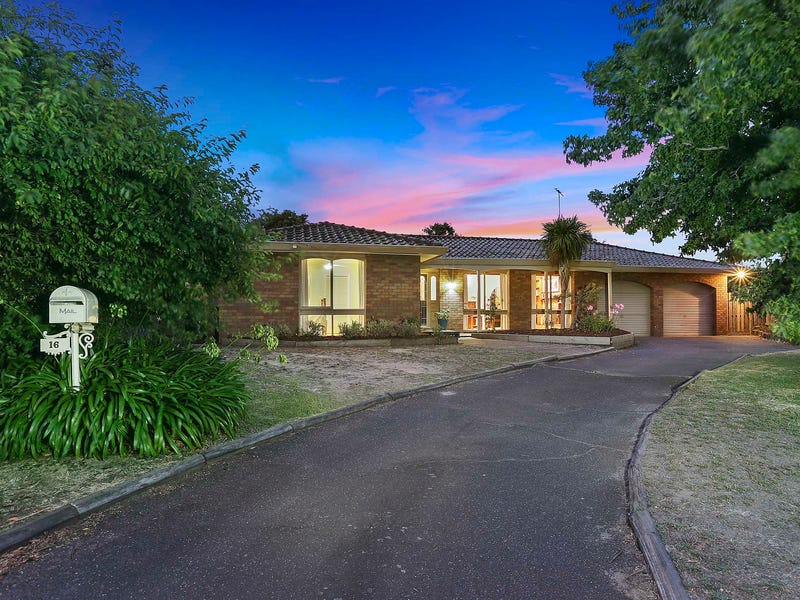 16 Thornbury Lane, Highton, Vic 3216 Property Details
