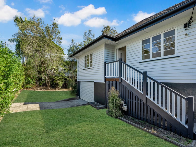 31 Norman Avenue, Norman Park, QLD 4170