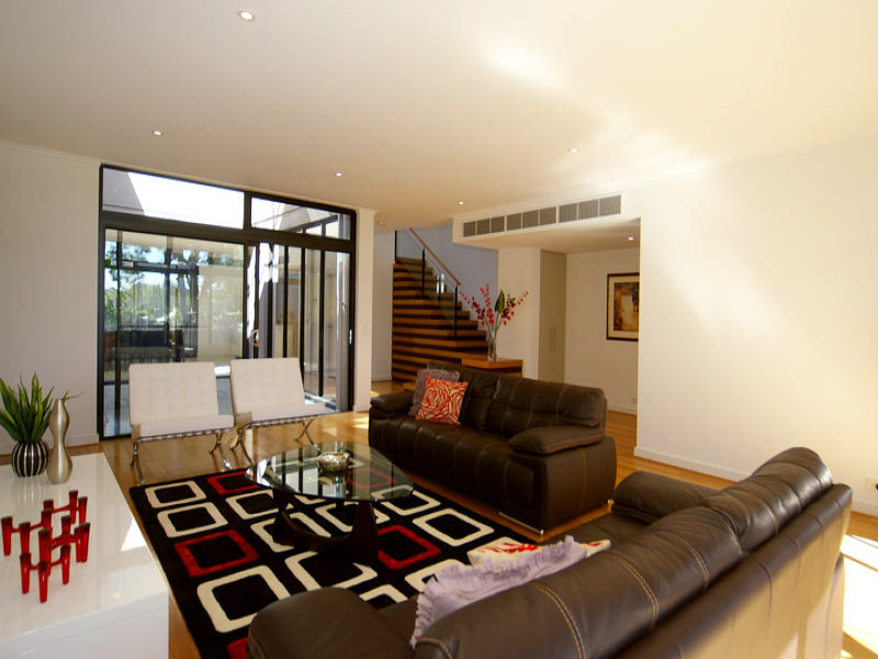 16 Lupin Hill Grove, Nedlands, WA 6009 Property Details