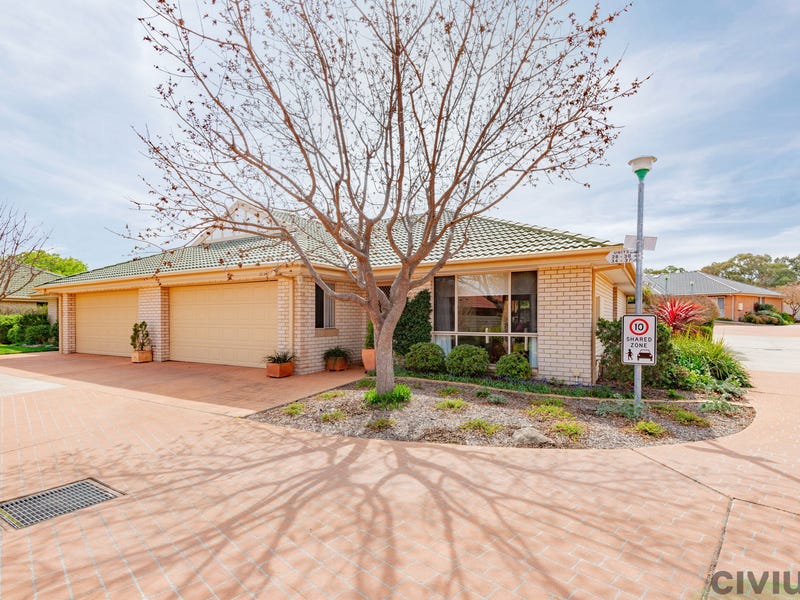 28/67 Barraclough Cres, Monash, ACT 2904