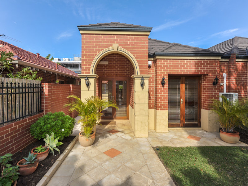 15A Barrett Street, Wembley, WA 6014