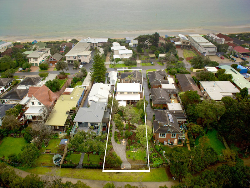 63 Gould Street, Frankston, Vic 3199 Property Details