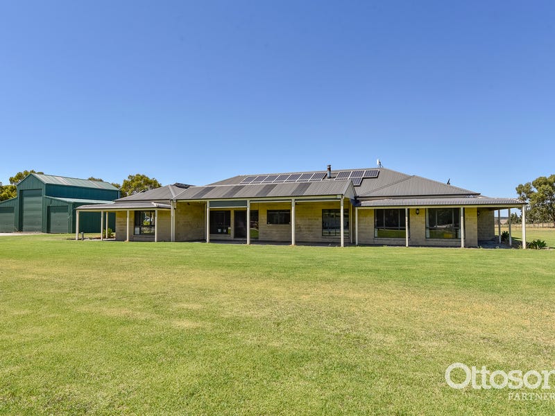 443 Cedar Avenue, Naracoorte, SA 5271 House for Sale