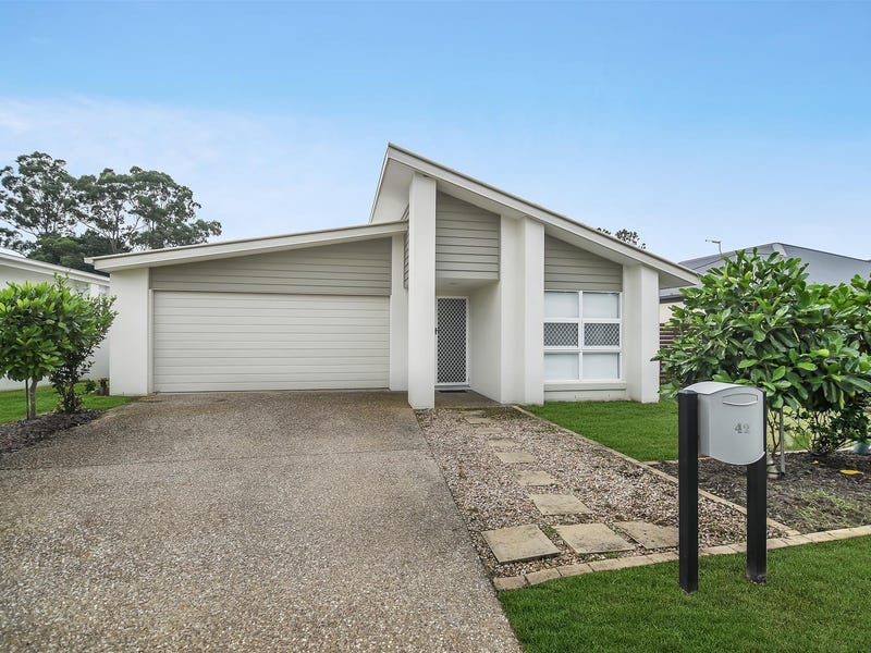 42 Spoonbill Drive, Forest Glen, QLD 4556