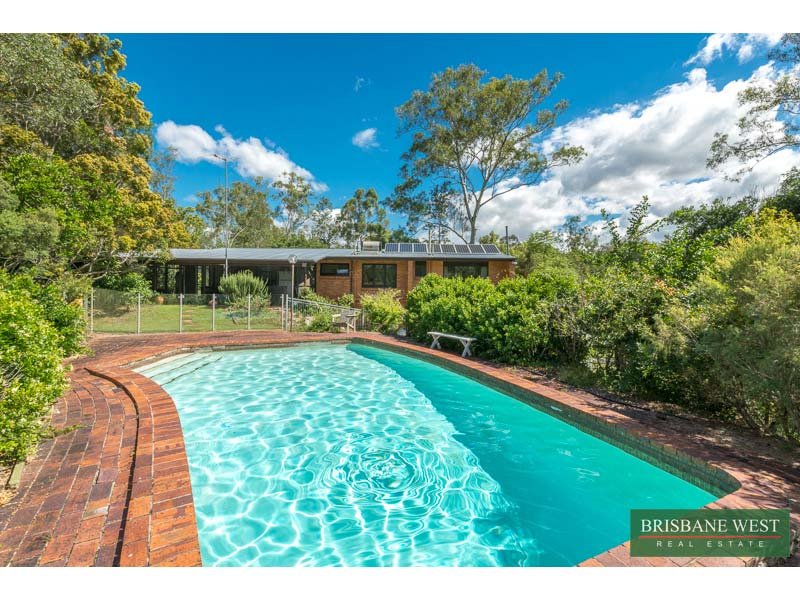 87 Pinjarra Road, Pinjarra Hills, Qld 4069 Property Details