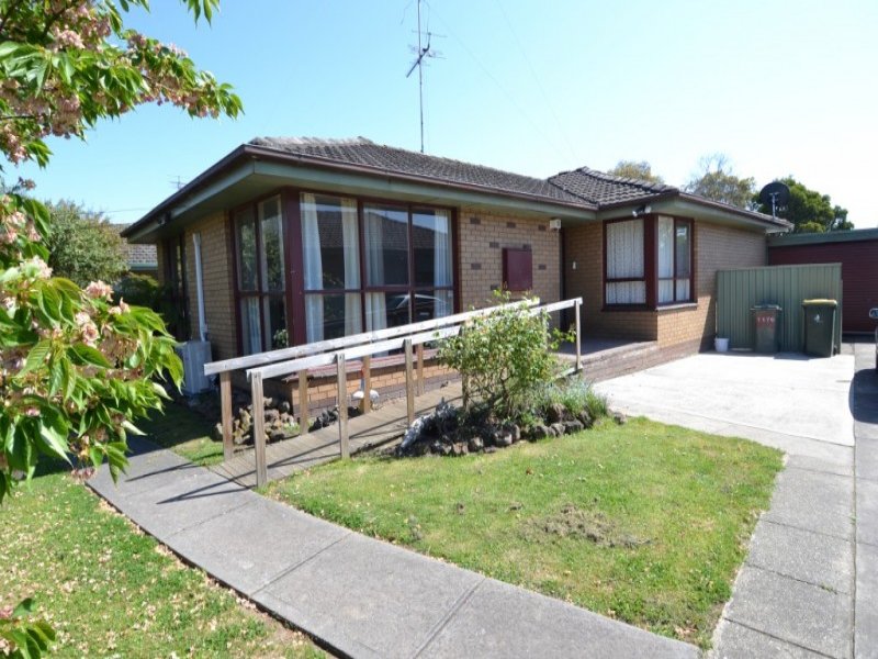 1176 Norman Street, Wendouree, VIC 3355